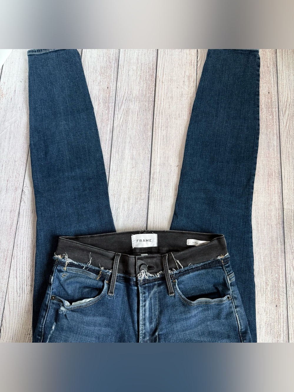 FRAME Le High Skinny Jeans 26